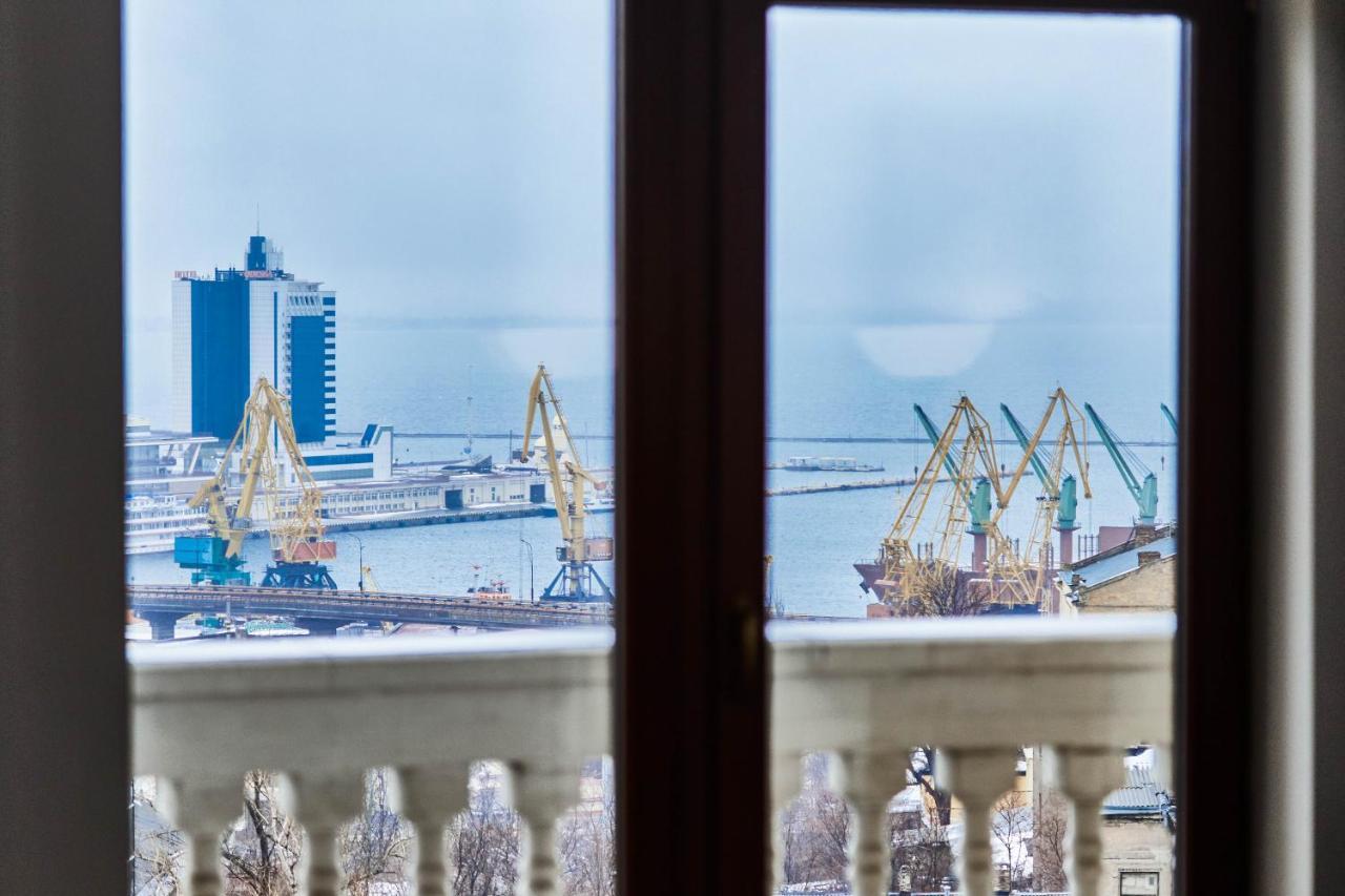 Central Park Apartments Odessa Esterno foto