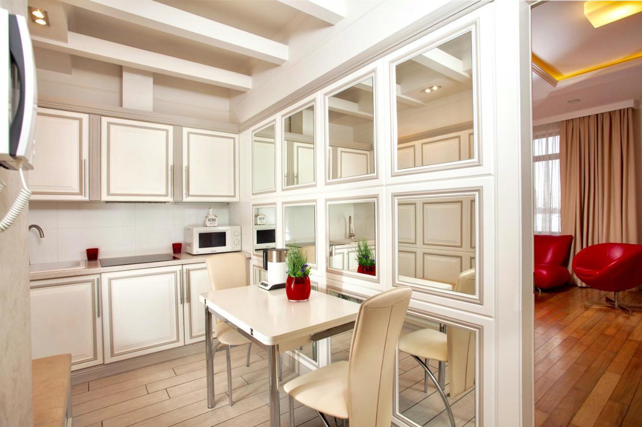 Central Park Apartments Odessa Esterno foto